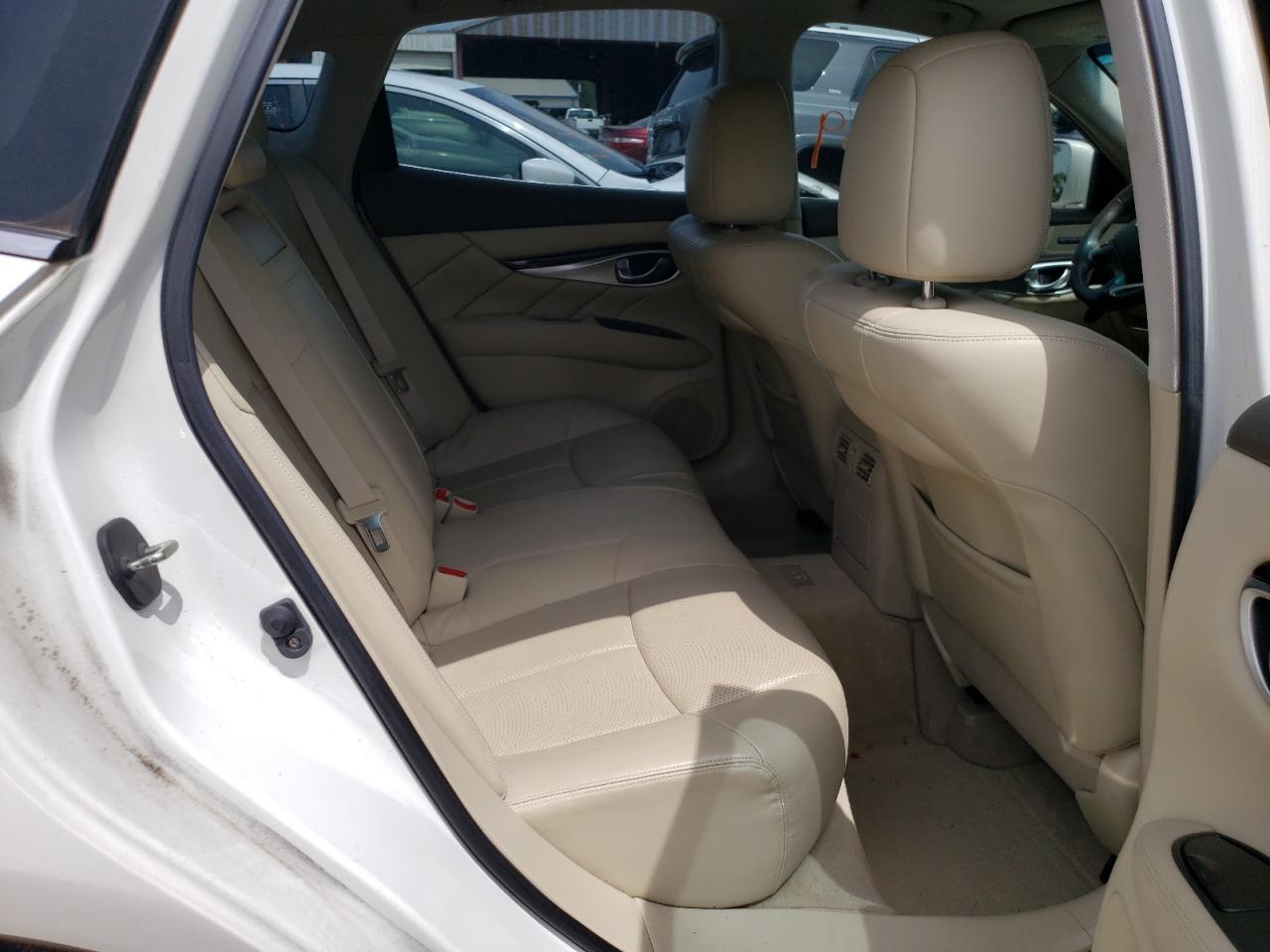 Photo 6 from auction – 2013 INFINITI M37 with VIN JN1BY1AP7DM511404