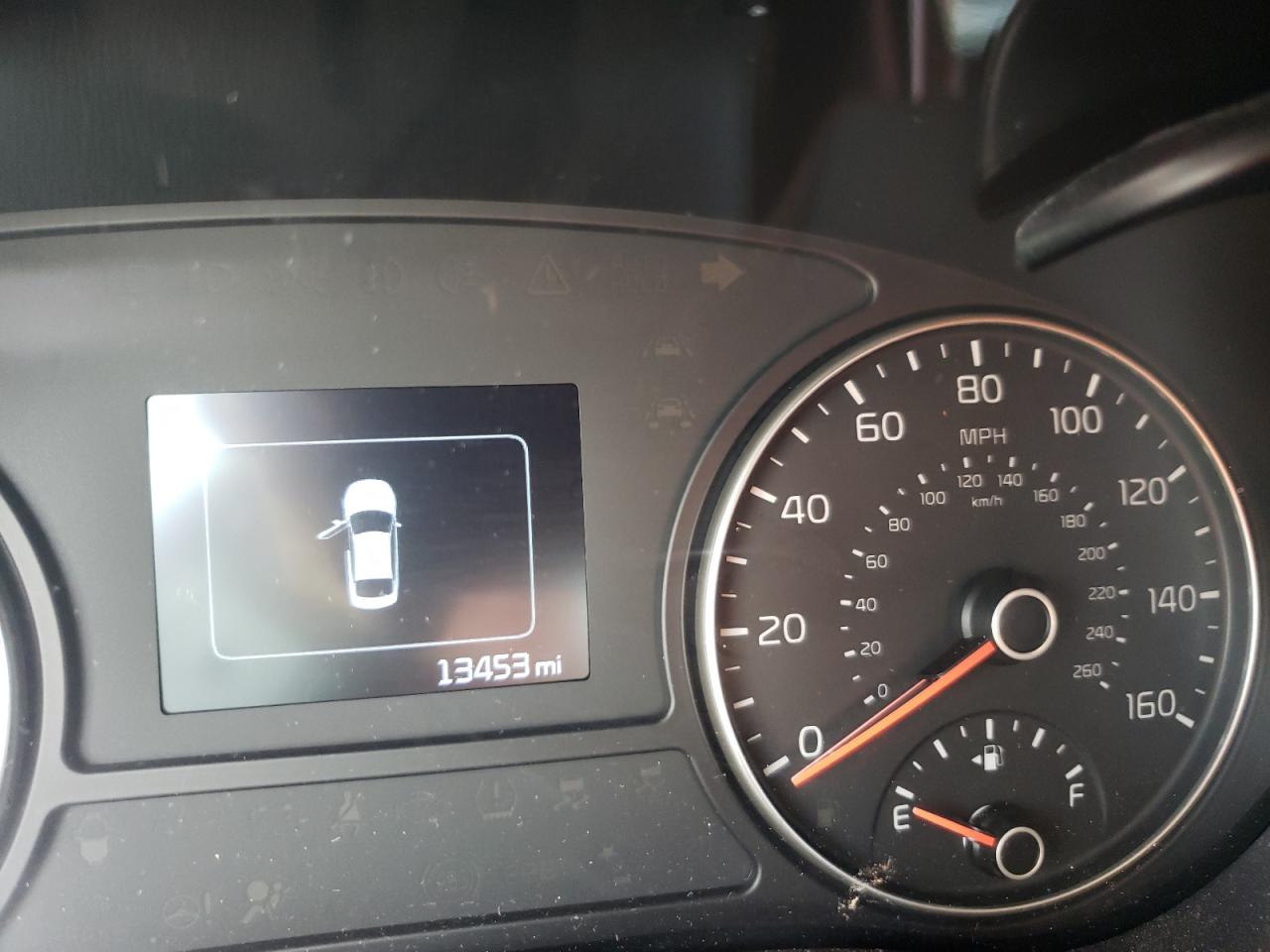 Photo 8 from auction – 2018 KIA OPTIMA EX with VIN 5XXGU4L38JG246066