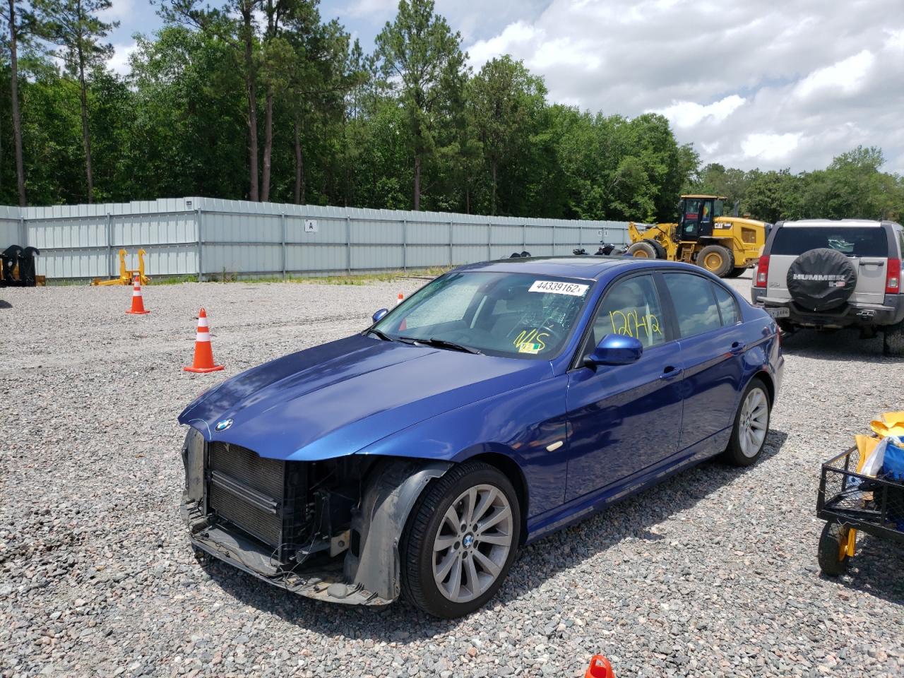 Photo 2 from auction – 2011 BMW 328 I with VIN WBAPH7C53BE680342