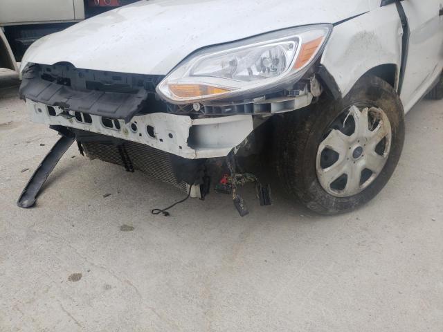 Photo 9 from auction – 2013 FORD FOCUS S with VIN 1FADP3E28DL380448