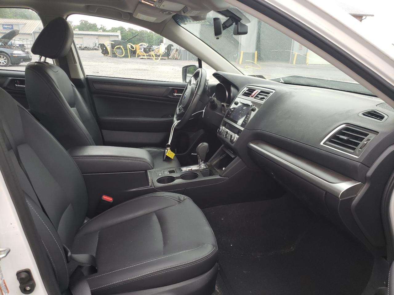Photo 5 from auction – 2017 SUBARU LEGACY 2.5 with VIN 4S3BNAN62H3023447