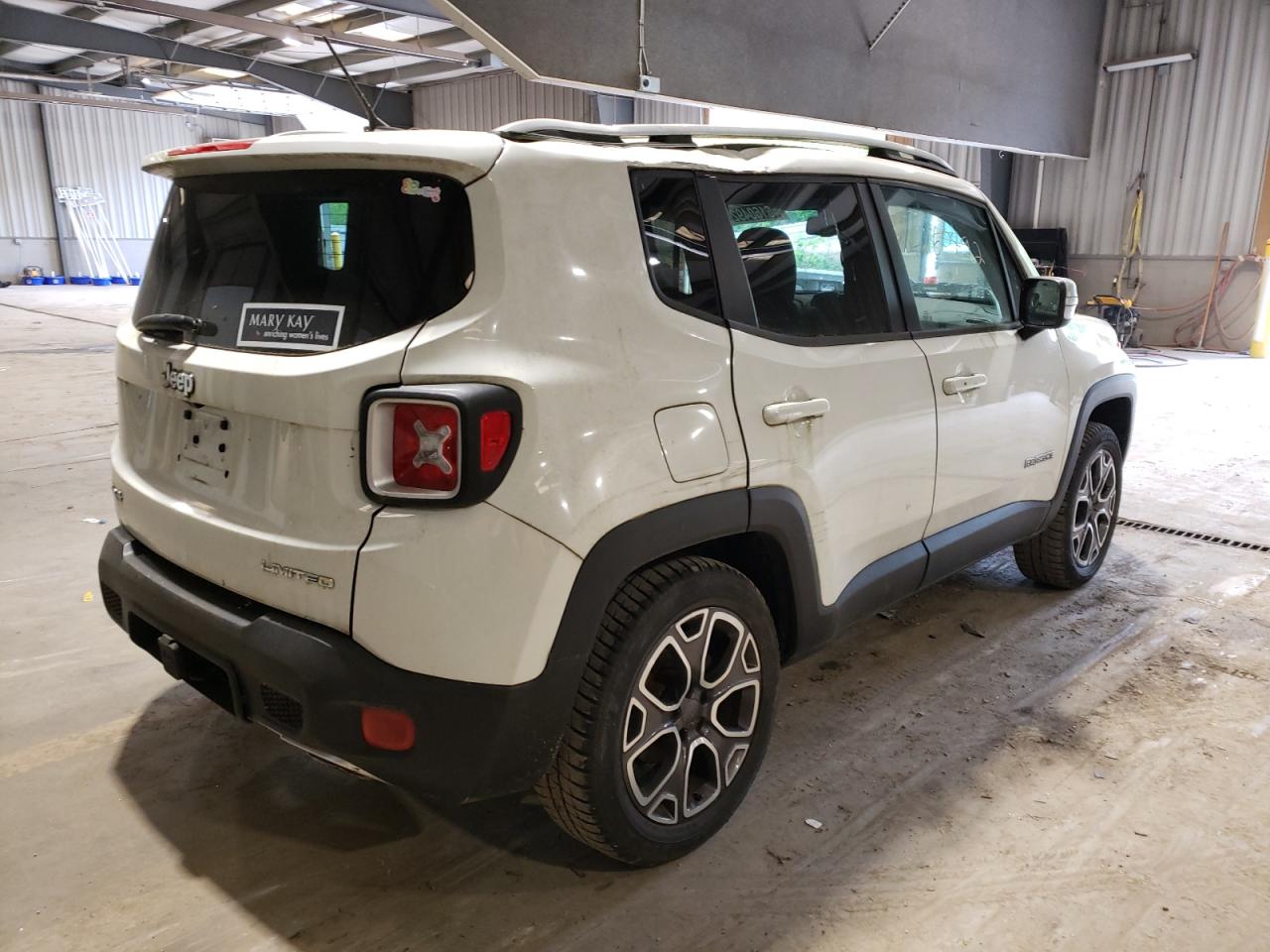 Photo 4 from auction – 2015 JEEP RENEGADE L with VIN ZACCJBDT6FPC07375