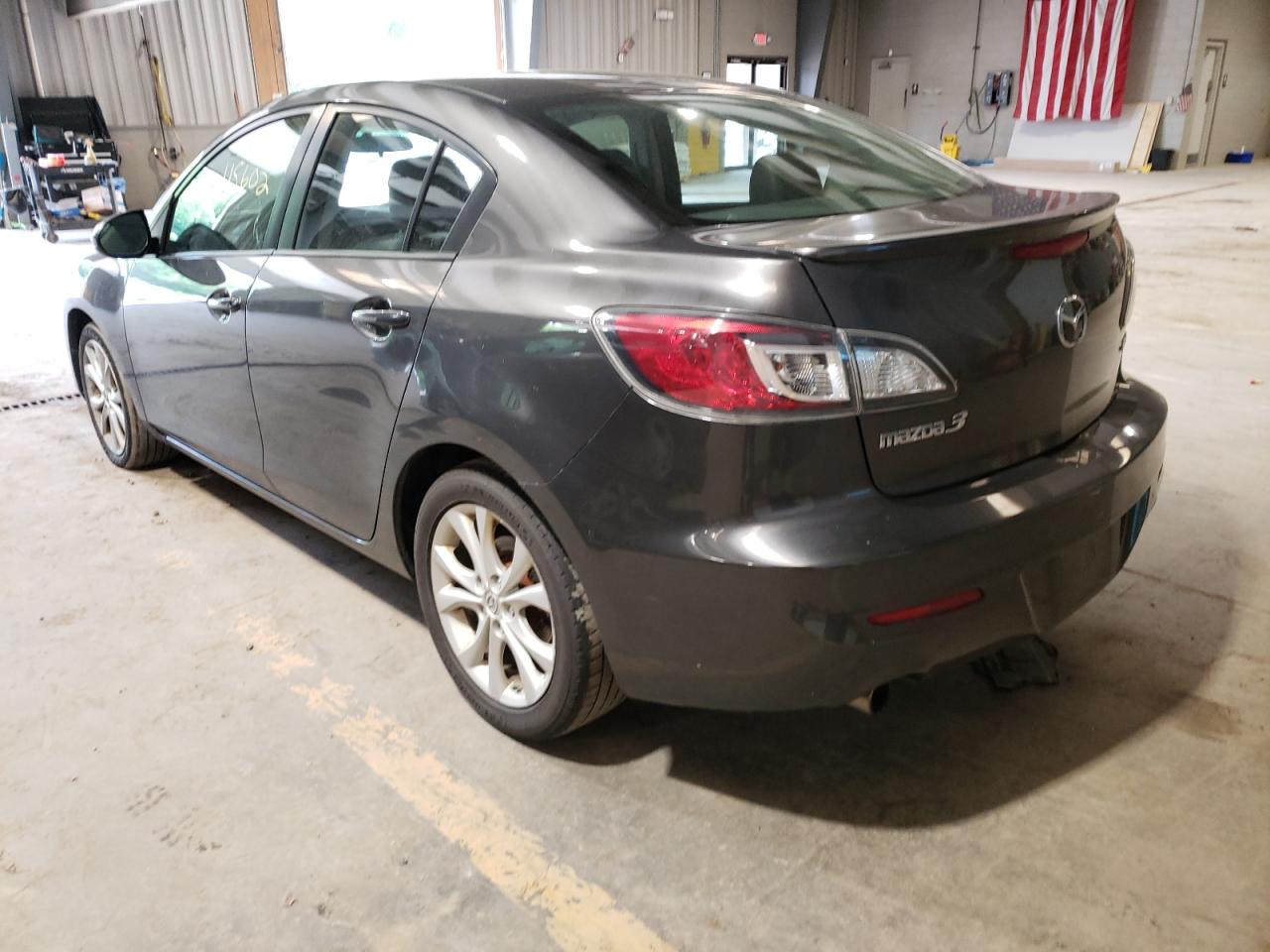 Photo 3 from auction – 2011 MAZDA 3 S with VIN JM1BL1W68B1413718