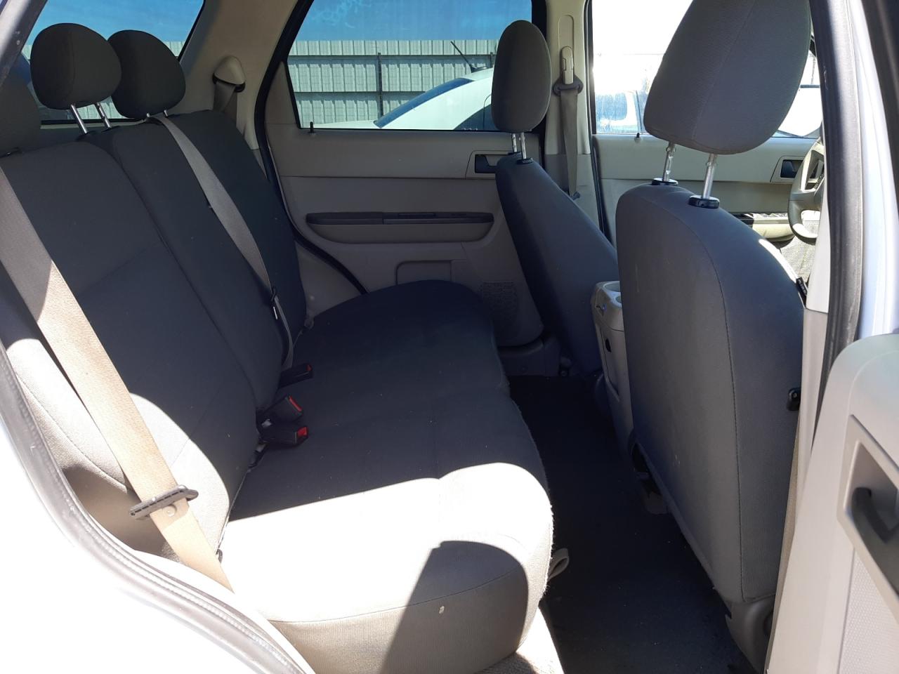 Photo 6 from auction – 2008 FORD ESCAPE XLS with VIN 1FMCU02Z58KC00963