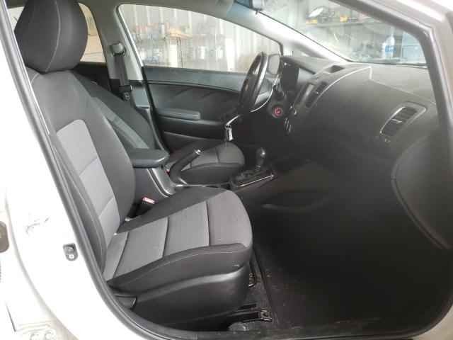 Photo 5 from auction – 2018 KIA FORTE LX with VIN 3KPFL4A77JE170210
