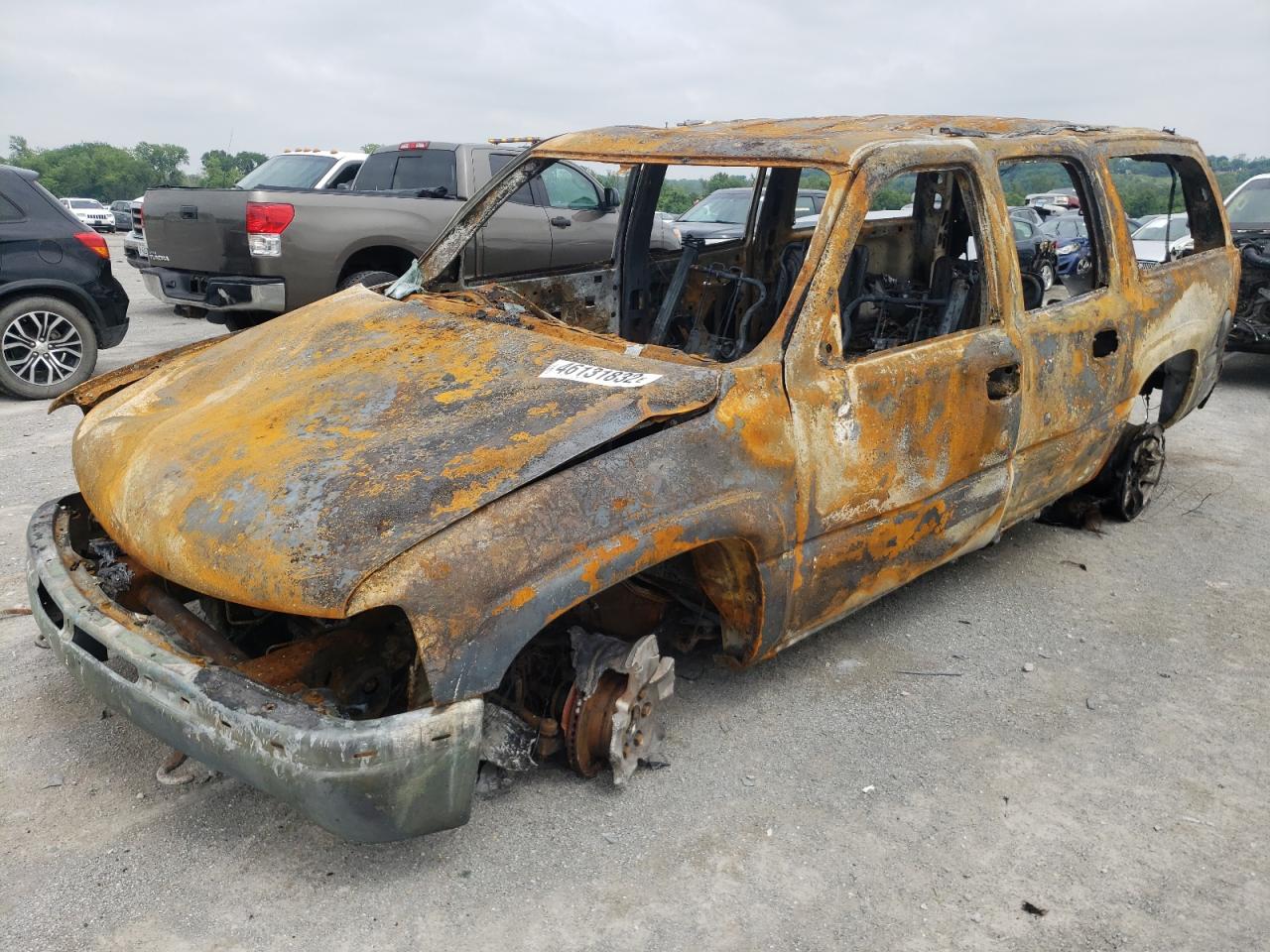 Photo 2 from auction – 2001 CHEVROLET SUBURBAN K with VIN 3GNFK16T41G271126