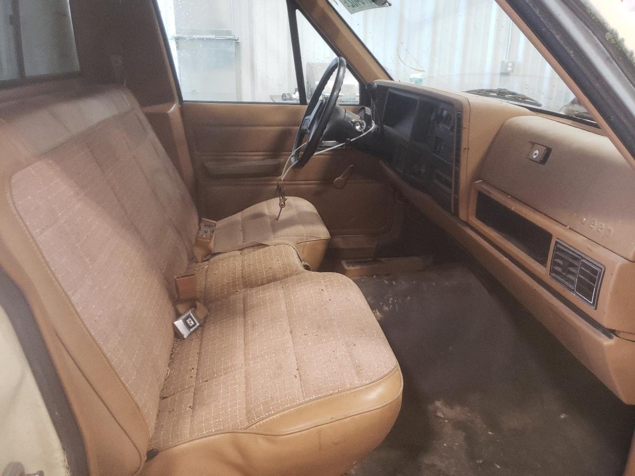 Photo 5 from auction – 1986 JEEP COMANCHE C with VIN 1JTWE6511GT228631