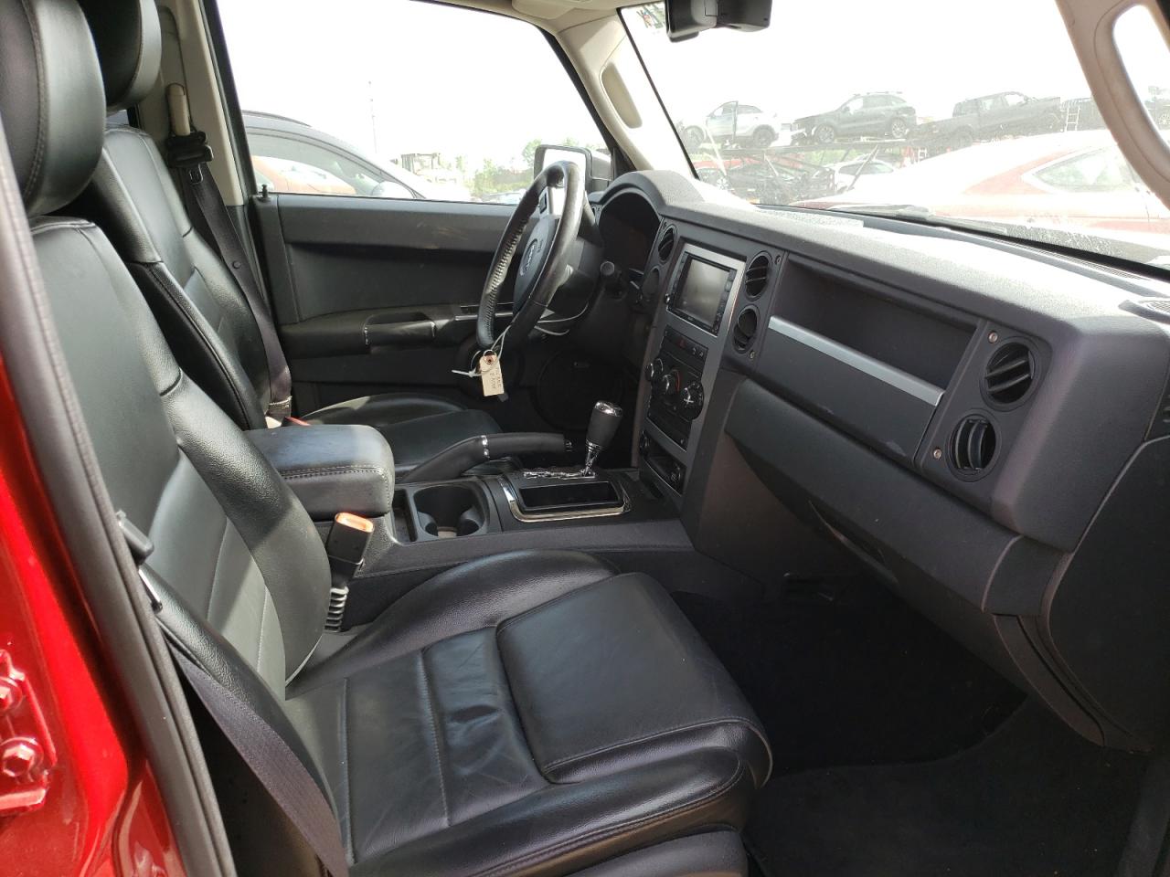 Photo 5 from auction – 2010 JEEP COMMANDER with VIN 1J4RG4GK5AC110005