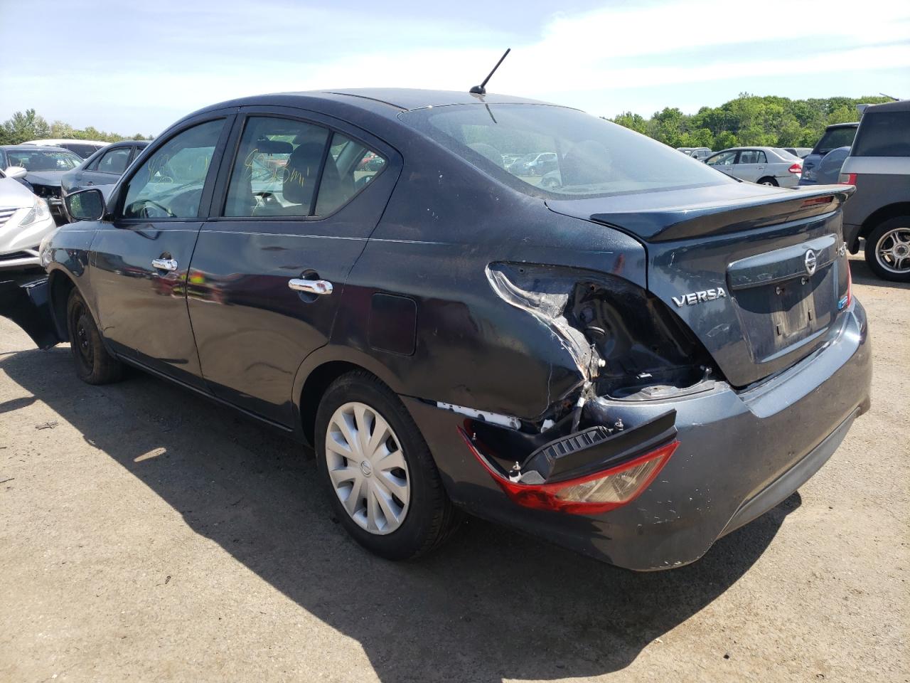 Photo 3 from auction – 2016 NISSAN VERSA S with VIN 3N1CN7AP6GL895545
