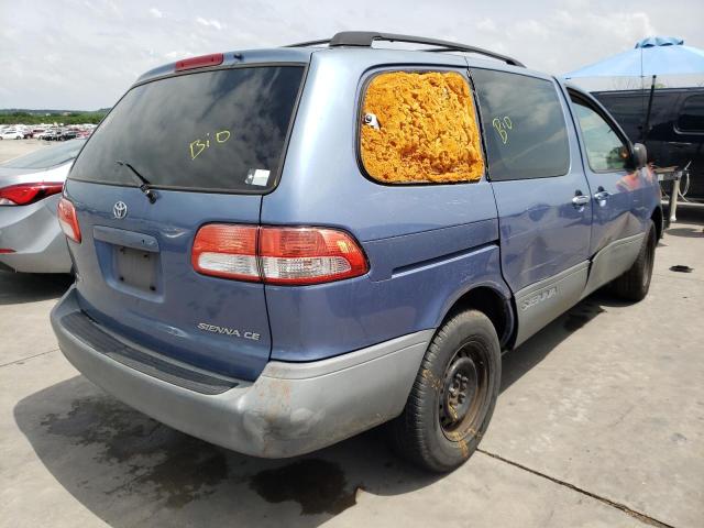 Photo 4 from auction – 2002 TOYOTA SIENNA CE with VIN 4T3ZF19C02U498496