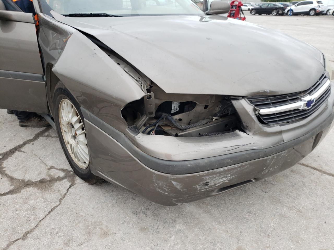 Photo 9 from auction – 2002 CHEVROLET IMPALA with VIN 2G1WF55K729377748