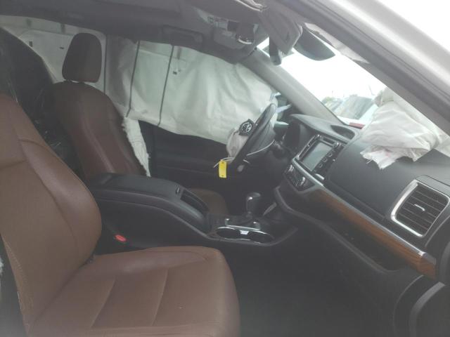 Photo 5 from auction – 2017 TOYOTA HIGHLANDER with VIN 5TDYZRFH3HS208697