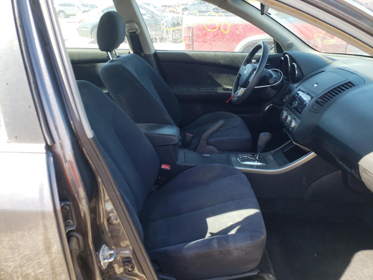 Photo 5 from auction – 2005 NISSAN ALTIMA S with VIN 1N4AL11D65C185704