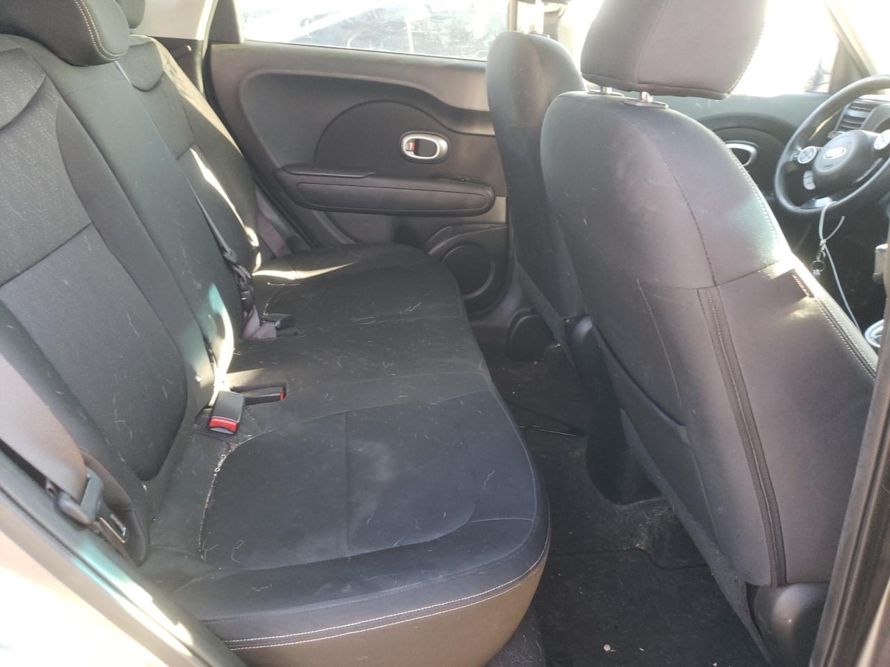 Photo 6 from auction – 2014 KIA SOUL with VIN KNDJN2A25E7013939