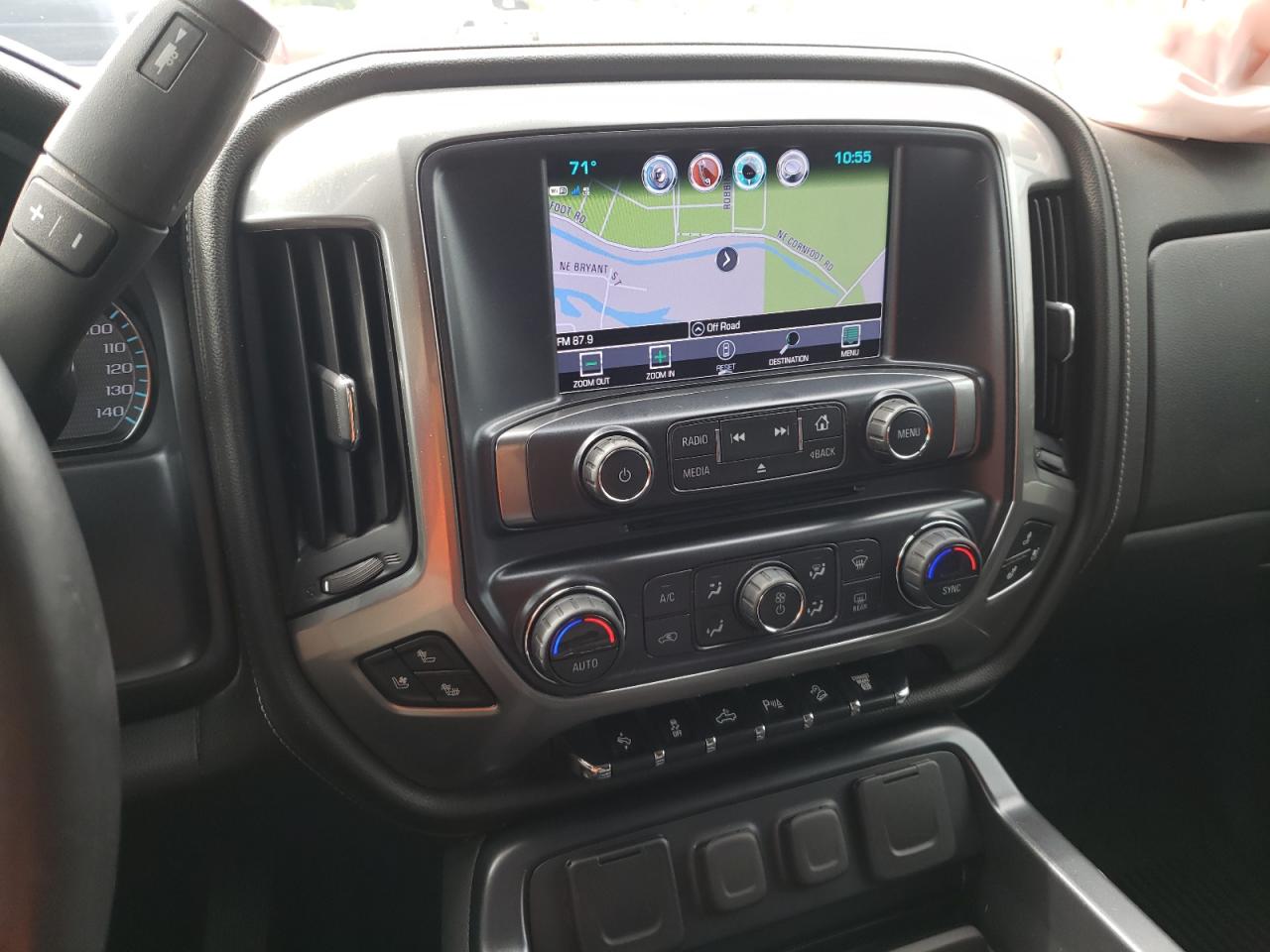 Photo 9 from auction – 2017 CHEVROLET SILVERADO with VIN 1GC4K0CY7HF175769