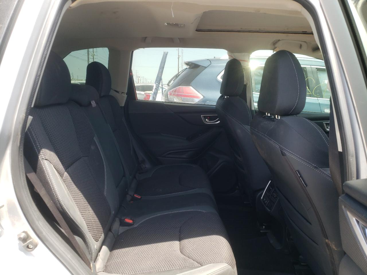 Photo 6 from auction – 2019 SUBARU FORESTER P with VIN JF2SKAGC9KH431094
