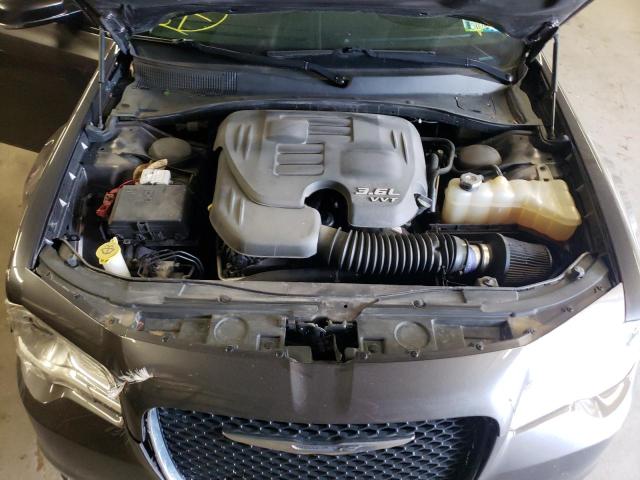 Photo 7 from auction – 2017 CHRYSLER 300 LIMITE with VIN 2C3CCARG4HH530705