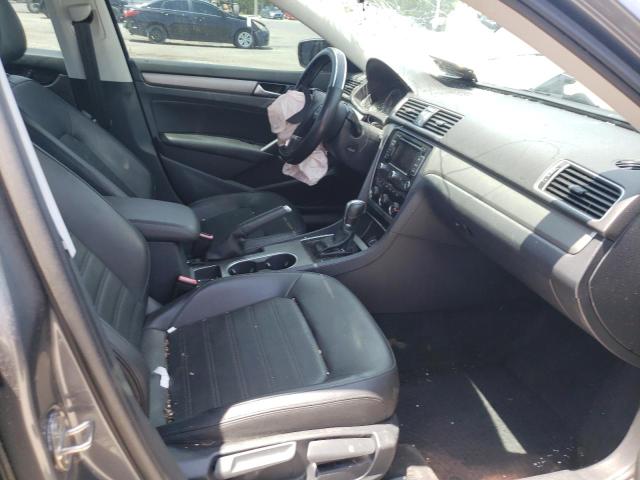 Photo 5 from auction – 2015 VOLKSWAGEN PASSAT SE with VIN 1VWBS7A34FC077432