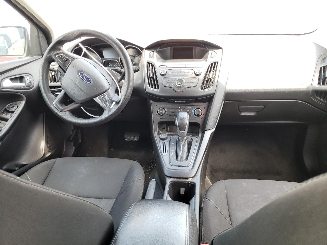 Photo 19 from auction – 2018 FORD FOCUS SE with VIN 1FADP3K23JL206027
