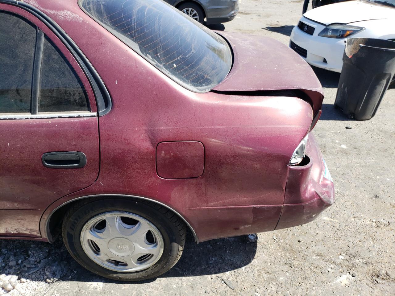 Photo 9 from auction – 1998 TOYOTA COROLLA VE with VIN 2T1BR12E1WC084406