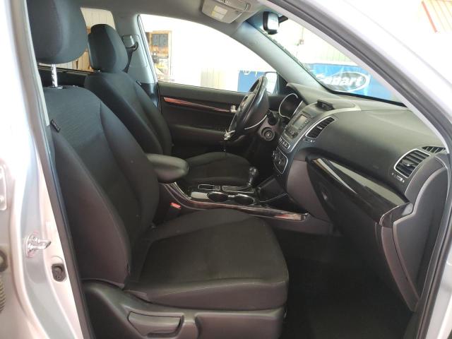 Photo 9 from auction – 2014 KIA SORENTO LX with VIN 5XYKTCA68EG509405