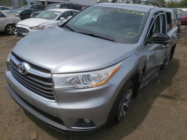 Photo 2 from auction – 2014 TOYOTA HIGHLANDER with VIN 5TDBKRFH5ES021600