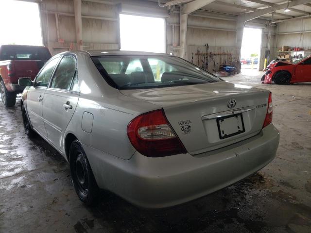 Photo 3 from auction – 2002 TOYOTA CAMRY LE with VIN JTDBE32K820057057