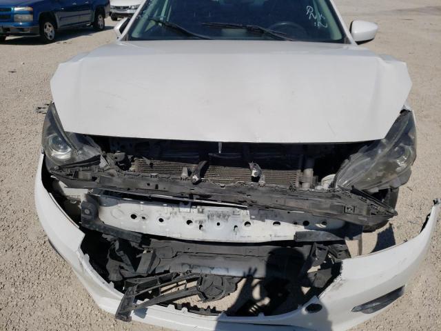 Photo 9 from auction – 2015 MAZDA 3 SPORT with VIN 3MZBM1U72FM186167