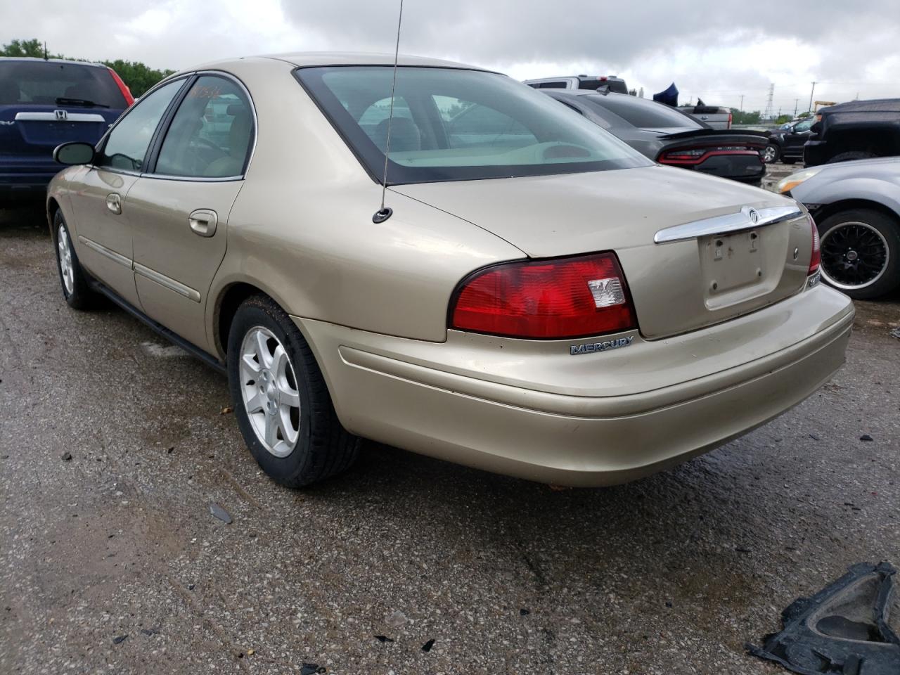 Foto 3 de la subasta – 2001 MERCURY SABLE LS con VIN 1MEFM53UX1A633884