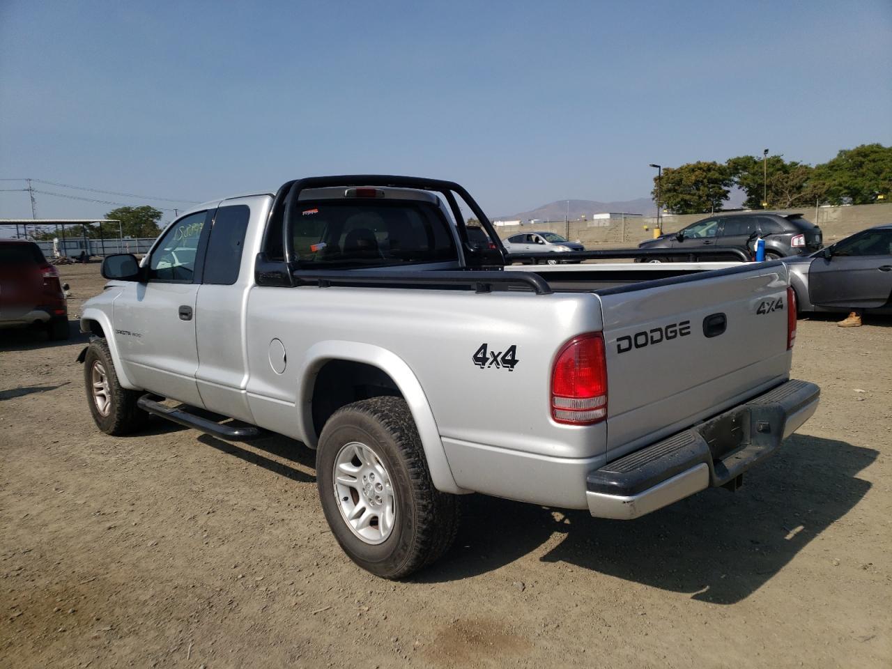 Photo 3 from auction – 2002 DODGE DAKOTA SPO with VIN 1B7GG32N02S557745