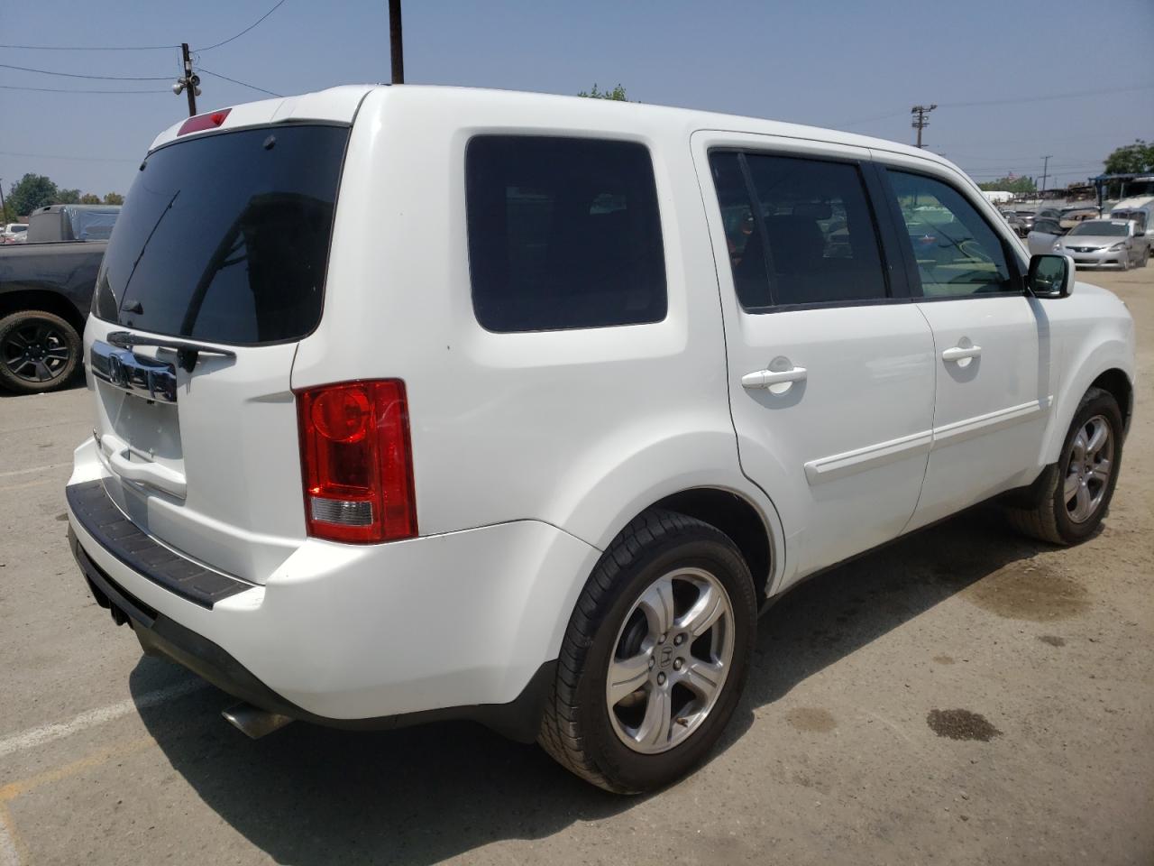 Photo 4 from auction – 2012 HONDA PILOT EXL with VIN 5FNYF3H60CB012859