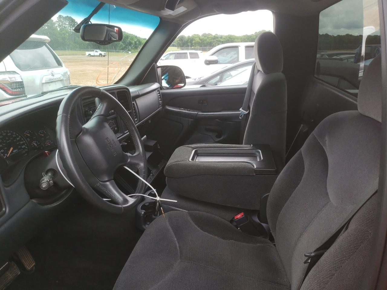 Photo 5 from auction – 2002 GMC NEW SIERRA with VIN 1GTEC14T42Z317320