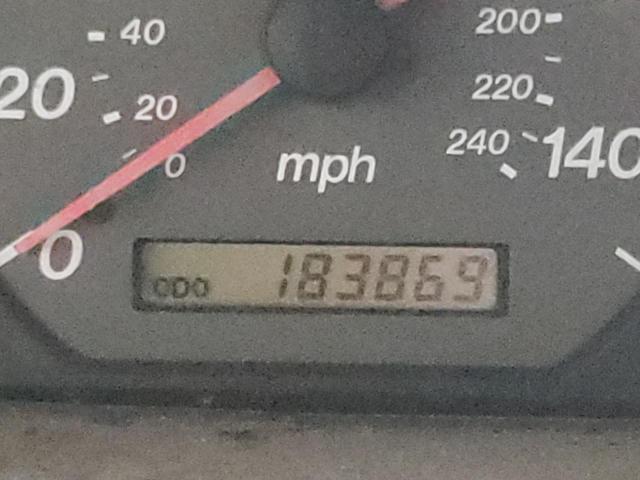 Фото 3 с аукциона – 2000 MAZDA 626 ES с VIN 1YVGF22C9Y5153663
