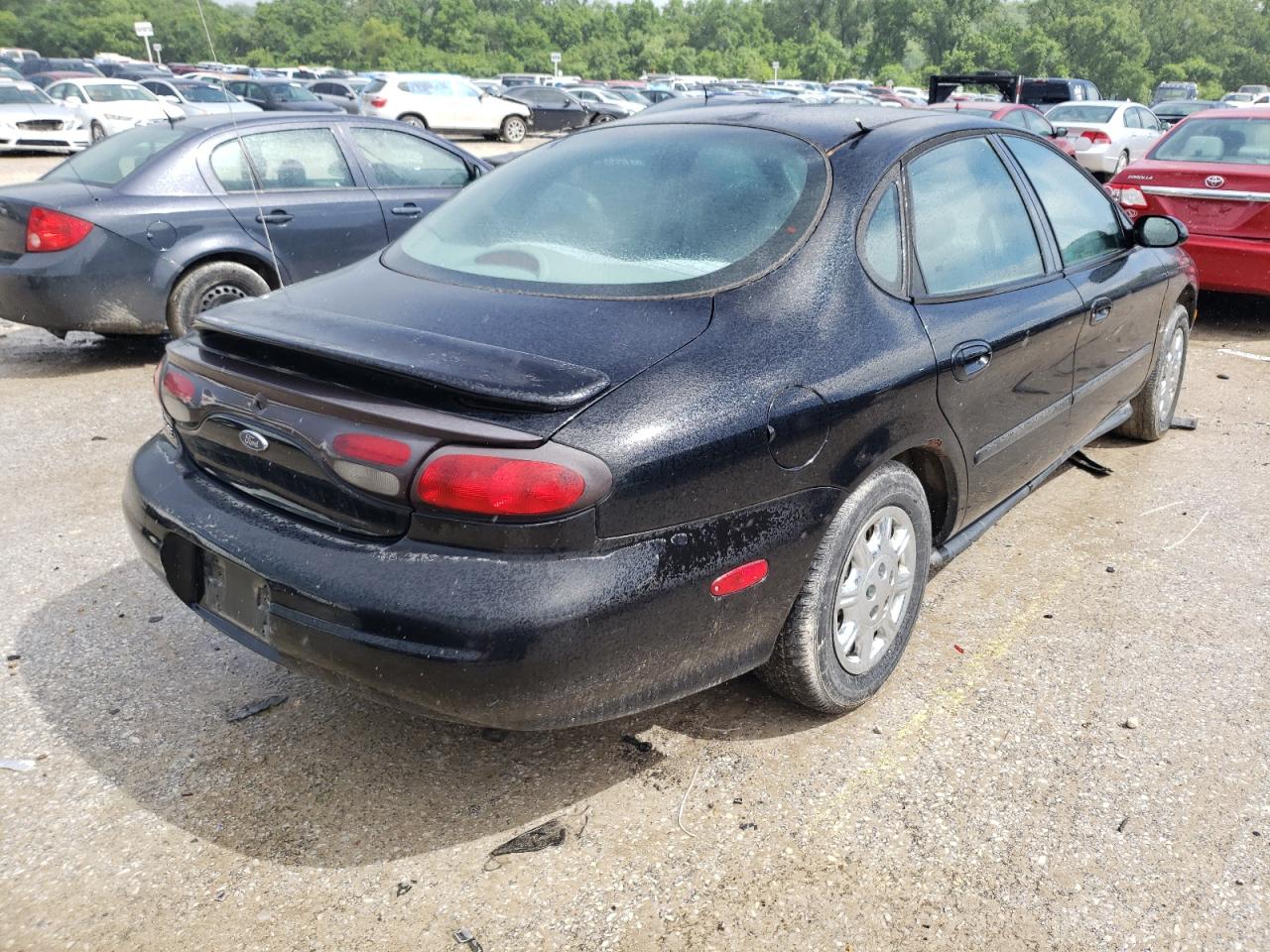 Photo 4 from auction – 1998 FORD TAURUS LX with VIN 1FAFP52S5WA266396