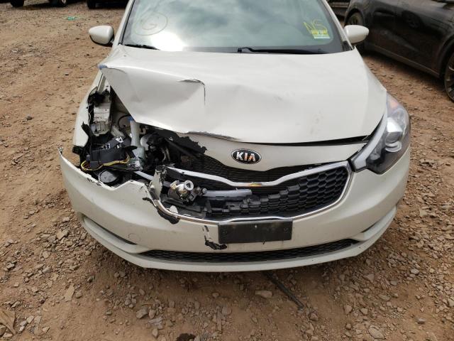 Photo 9 from auction – 2015 KIA FORTE LX with VIN KNAFK4A65F5395851