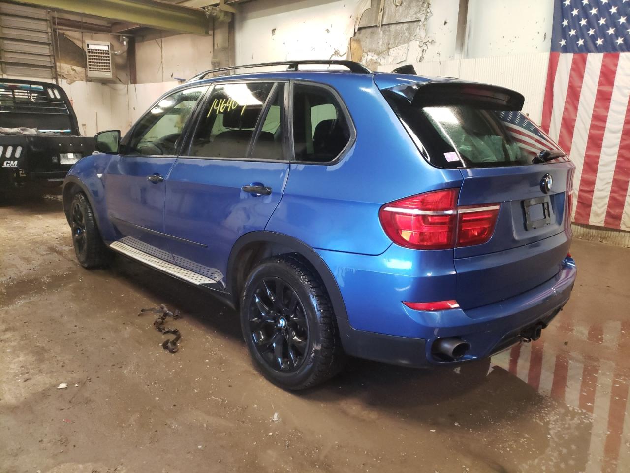 Photo 3 from auction – 2012 BMW X5 XDRIVE3 with VIN 5UXZV4C50CL743685