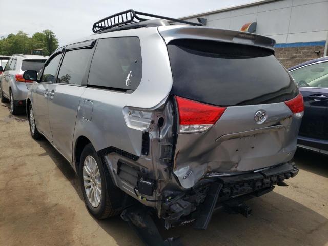 Photo 3 from auction – 2014 TOYOTA SIENNA XLE with VIN 5TDYK3DC0ES486574