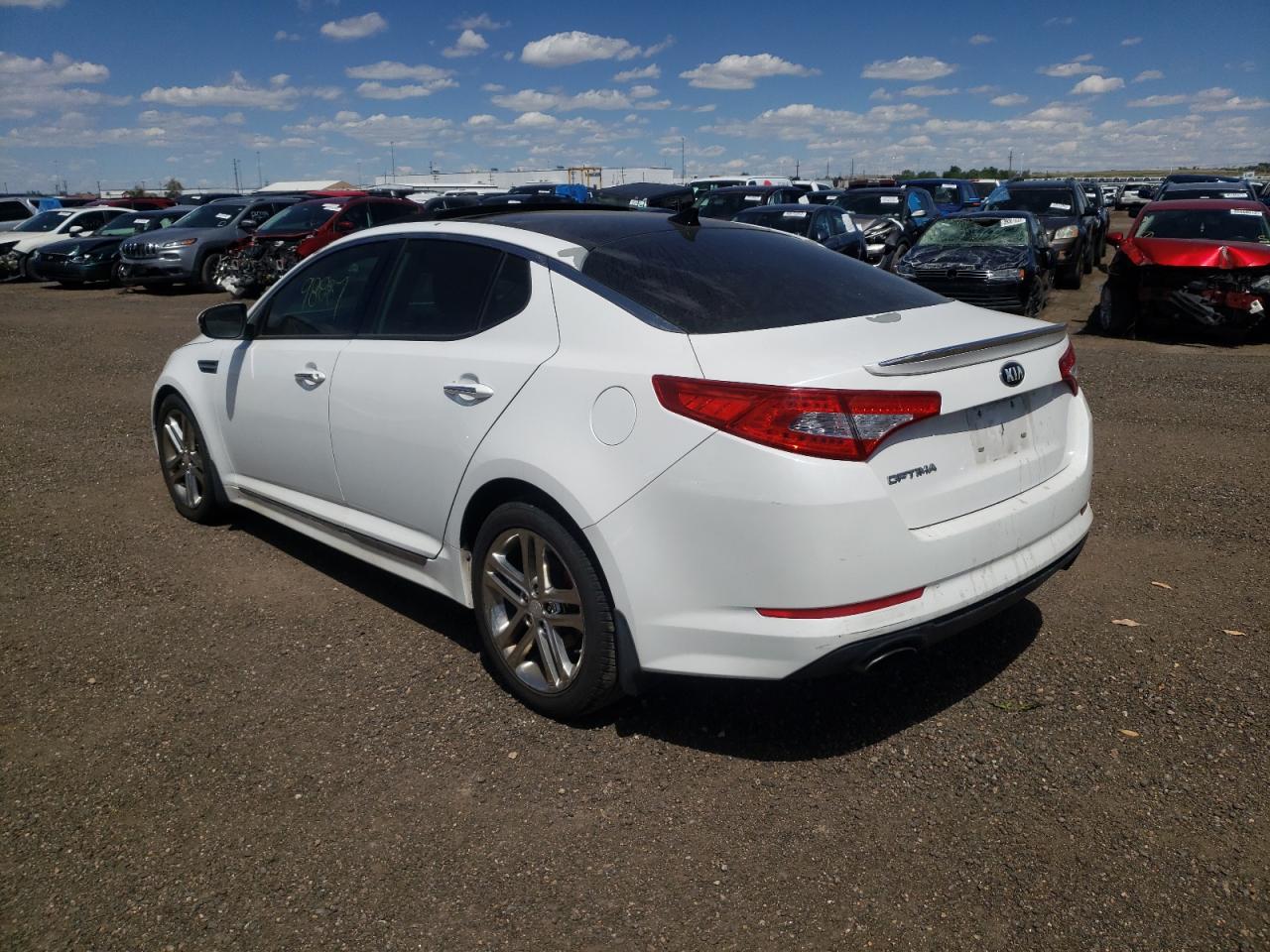 Photo 3 from auction – 2013 KIA OPTIMA SX with VIN 5XXGR4A6XDG110699