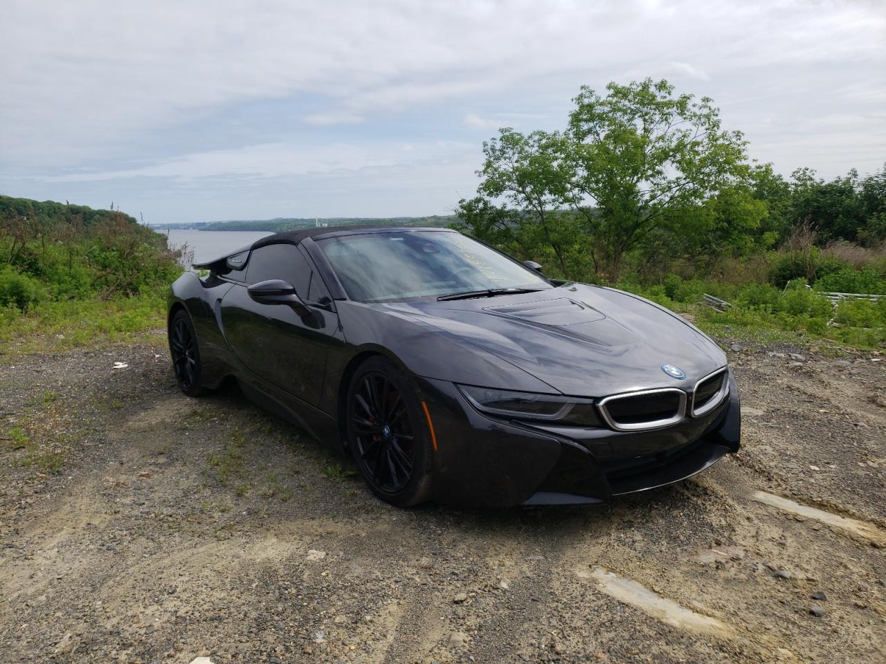 Photo 14 from auction – 2019 BMW I8 with VIN WBY2Z6C5XKVB82953