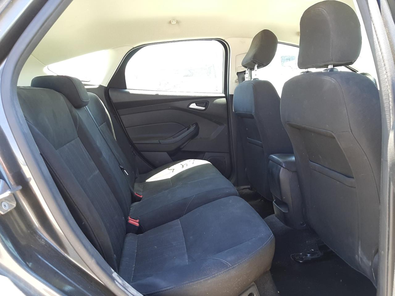 Photo 18 from auction – 2017 FORD FOCUS SE with VIN 1FADP3K22HL286530