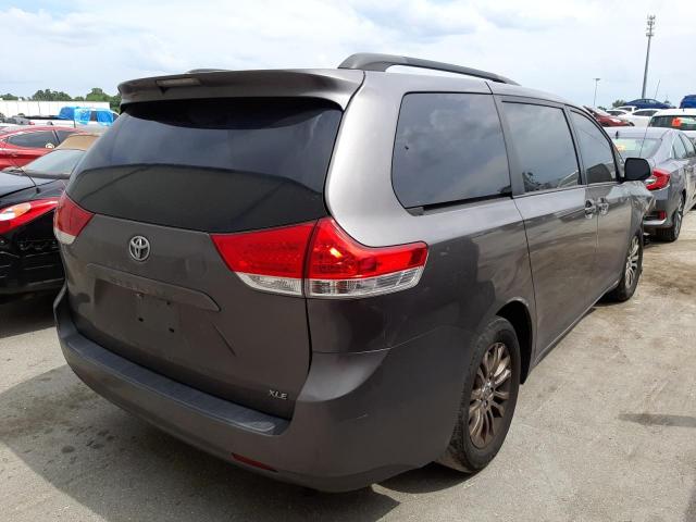 Photo 4 from auction – 2014 TOYOTA SIENNA XLE with VIN 5TDYK3DC7ES494994