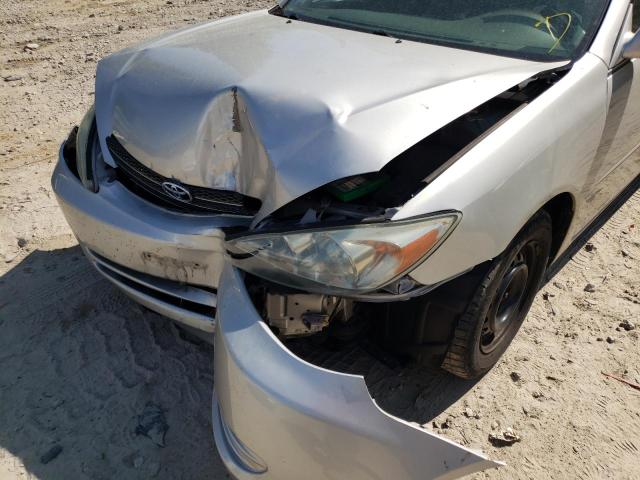 Photo 9 from auction – 2004 TOYOTA CAMRY LE with VIN 4T1BE32K44U848466