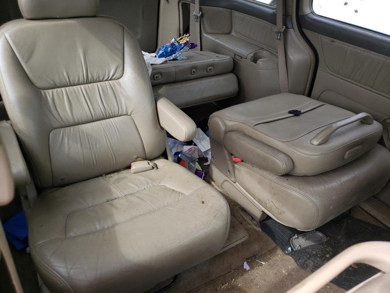 Photo 6 from auction – 2004 HONDA ODYSSEY EX with VIN 5FNRL189X4B006113