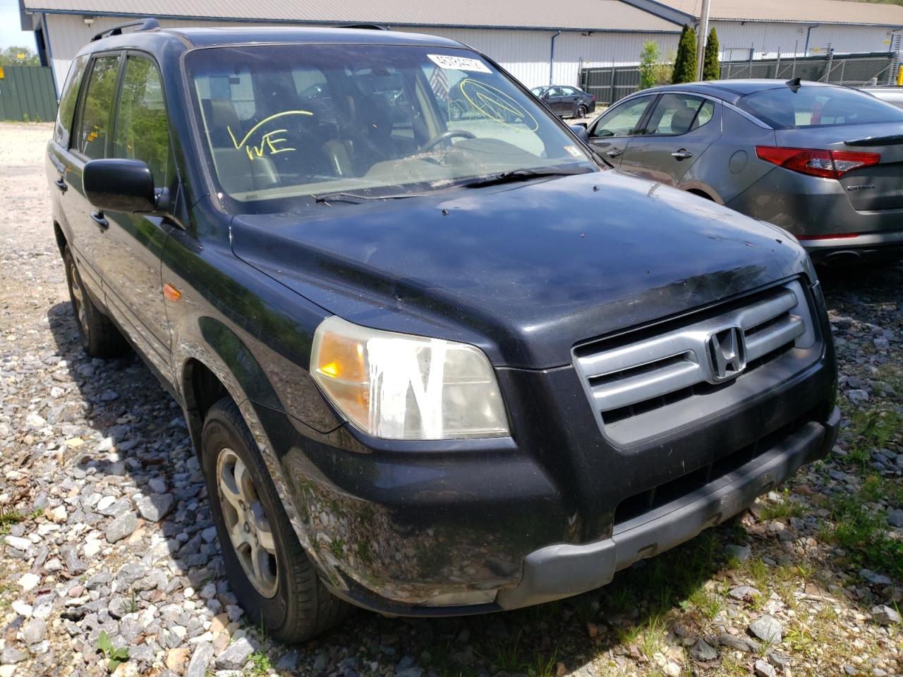 Photo 20 from auction – 2006 HONDA PILOT EX with VIN 2HKYF18536H547766