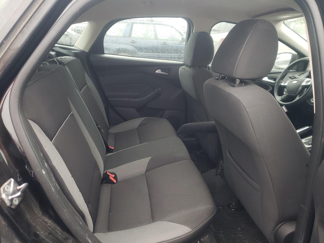 Photo 6 from auction – 2013 FORD FOCUS SE with VIN 1FADP3K22DL250816