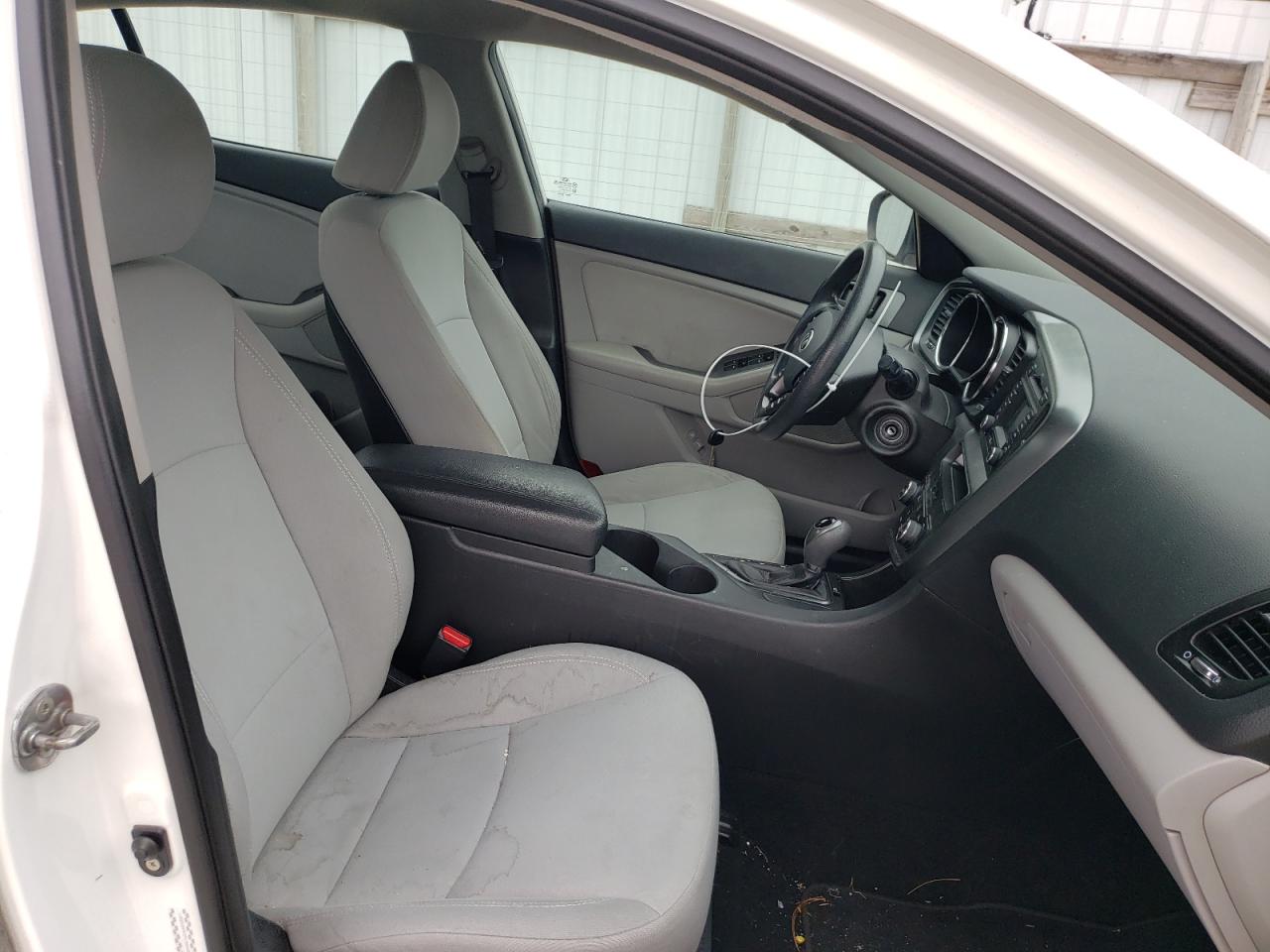 Photo 5 from auction – 2013 KIA OPTIMA LX with VIN KNAGM4A76D5405887