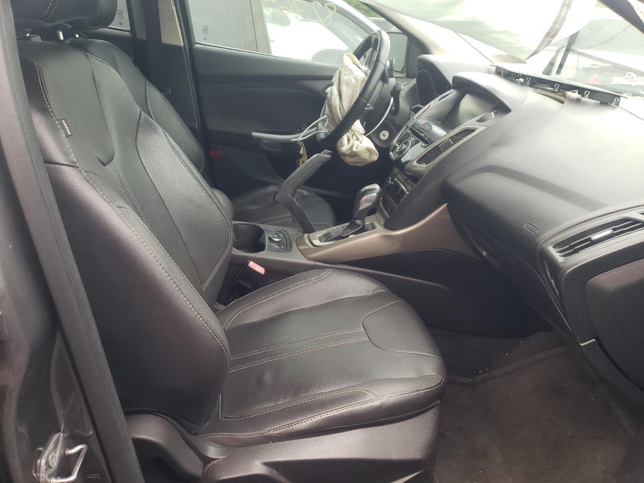 Photo 5 from auction – 2012 FORD FOCUS SEL with VIN 1FAHP3H22CL412922