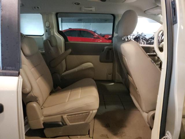 Photo 6 from auction – 2008 CHRYSLER TOWN & COU with VIN 2A8HR44H18R757323