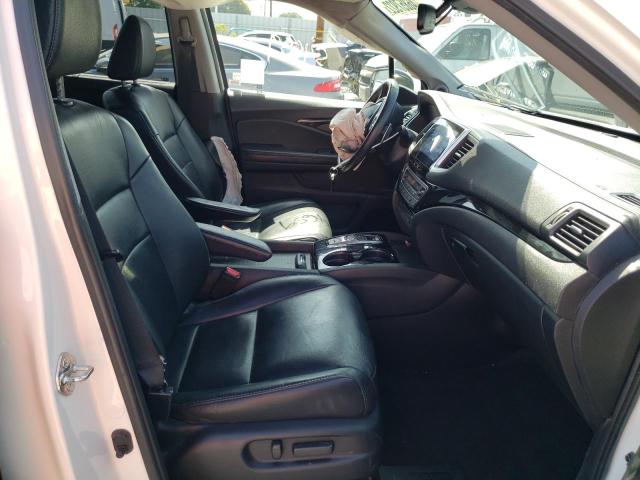 Photo 5 from auction – 2017 HONDA PILOT TOUR with VIN 5FNYF5H9XHB033649