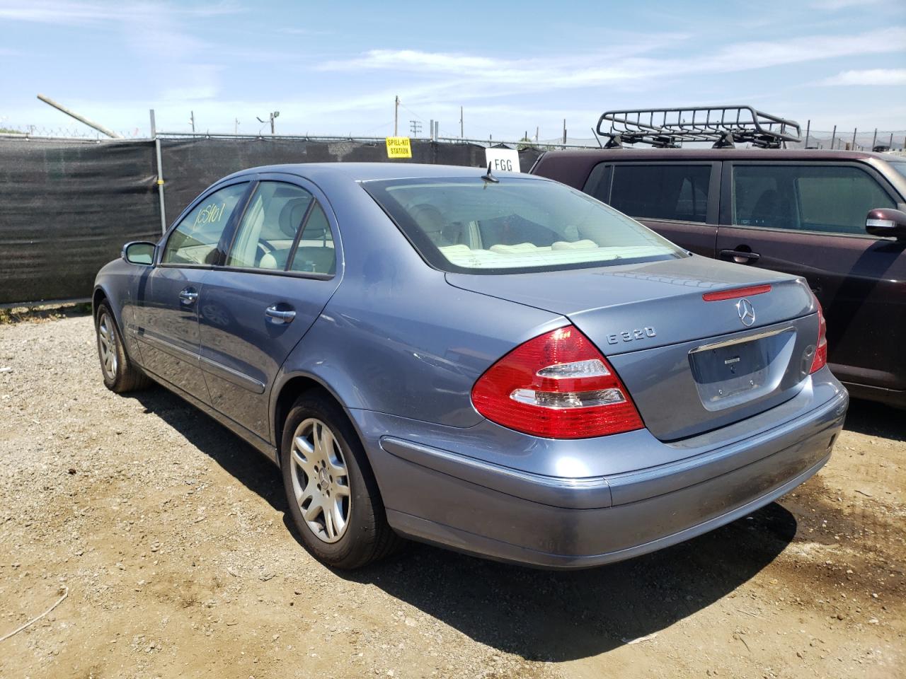 Photo 3 from auction – 2003 MERCEDES-BENZ E 320 with VIN WDBUF65J23A183922